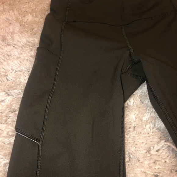 Speed up tights ARMY GREEN leggings !!!(lulu) - Picture 8 of 8
